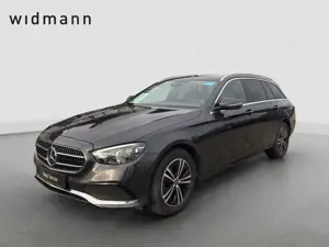 Mercedes-Benz E 300 d 4M T Avantgarde*Distronic*AHK*360°Kamera