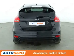 Ford Focus 1.0 EcoBoost Titanium*PDC*SHZ*TEMPO*KLIMA*GARANTIE Bild 5