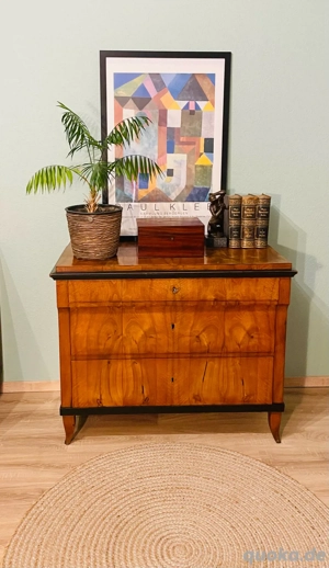 Kommode, antik, frühes Biedermeier, 1825, klare Linienführung, Kirschbaum ,Augenweide