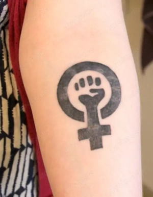 Du bist eine Frau und spielst mit dem Gedanken  Fisten zu erleben