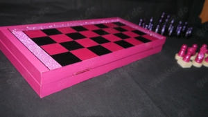 Pink Lady Schachspiel Einmalig Schachfiguren Reiseschachbrett Schachbrett Holz Chess  Bild 9