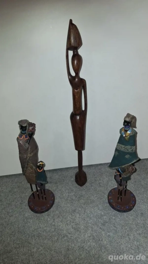 Afrikanische Figuren 