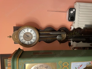 Freischwinger Hermle mit Gong läuft