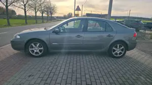 Renault Laguna II Authentique 1.9 Diesel TÜV 04/26 Bild 4