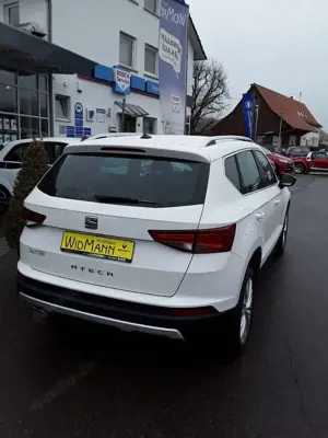SEAT Ateca Xcellence 150PS*Navi*Alcantara*Winterpaket ACC uvm Bild 2