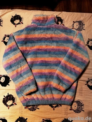 Weiche Fleecejacke in Pastellfarben   Gestreift, sehr kuschelig