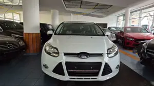 Ford Focus Champions Edition/AHK/LED/Navi/Standheiz. Bild 2