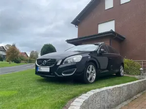 Volvo V60 D5 215 PS Turbo, Allrad, Ahängerkpl. TüV Neu