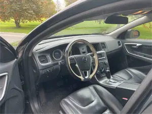 Volvo V60 D5 215 PS Turbo, Allrad, Ahängerkpl. TüV Neu Bild 4