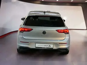 Volkswagen Golf VIII 2.0 TDI DSG Life LED Navi SHZ ACC Bild 5