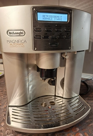 Kaffeevollautomat DeLonghi Magnifica Automatic Cappuchino