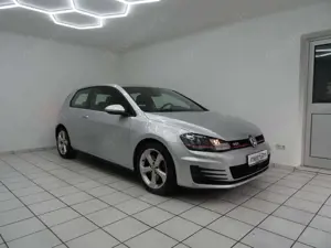 Volkswagen Golf GTI VII 2.0 BMT Automatik PDC Klima BC SH