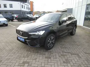 Volvo XC60 B5 AWD Benzin Plus Dark Automatik
