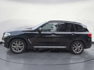 BMW X3 xDrive20d xLine AT Navi Bluetooth PDC MP3 Sch