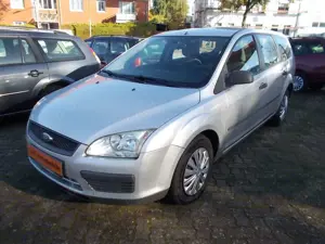 Ford Focus Turnier WENIG KM TÜV ZR NEU