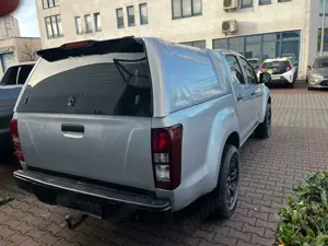 Isuzu D-Max Extra Cab 4WD Basis Bild 5