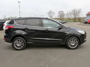 Ford Kuga 2.0 TDCi Titanium Bi-Xenon Navi Panorama Bild 3