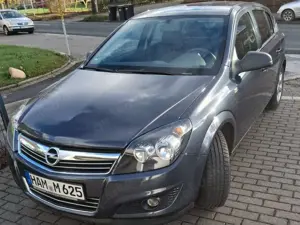 Opel Astra Selection