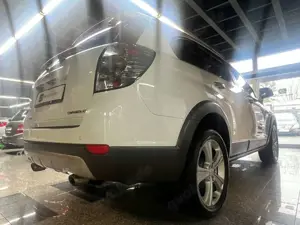 Chevrolet Captiva 2.2 D LTZ 4WD  (7xSitz,Kamera,Leder,SD,SHZ,1.HD) Bild 5