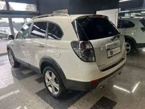 Chevrolet Captiva 2.2 D LTZ 4WD  (7xSitz,Kamera,Leder,SD,SHZ,1.HD) Bild 4