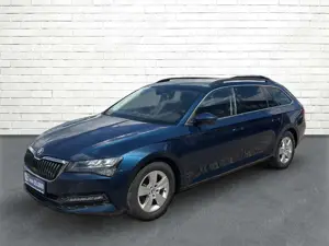 Skoda Superb Combi 2.0 TDI Ambition *LED*Navi*DSG*SHZ* Bild 2