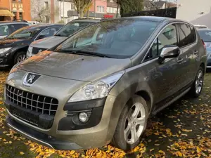 Peugeot 3008 3008 Platinum 155 THP, Vollleder, Panorama-Dach