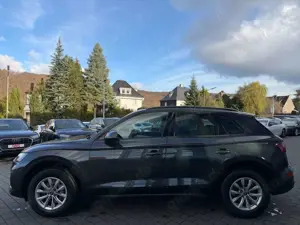 Audi Q5 40 TDI quattro sport/R-Kamera/AHK Bild 4