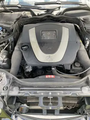 Mercedes-Benz E 350 E 350 T (211.256)