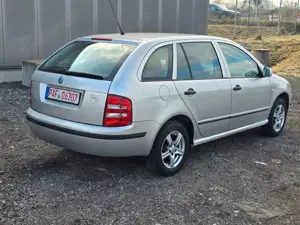 Skoda Fabia 1.4 16V Classic Combi Bild 4
