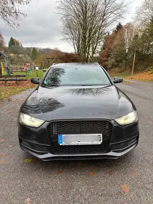 Audi A4 S line Sportpaket / plus quattro