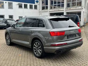 Audi Q7 3.0 TDI Quattro S-Line Bild 3