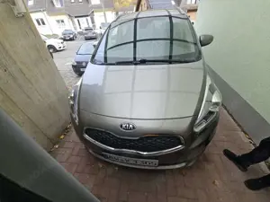 Kia Carens FIFA World Cup Edition