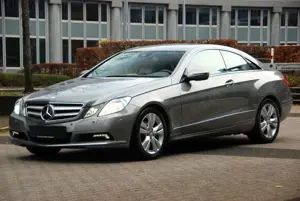 Mercedes-Benz E 250 CGI BlueEfficiency| 2.HAND|XENON| ILS| PDC