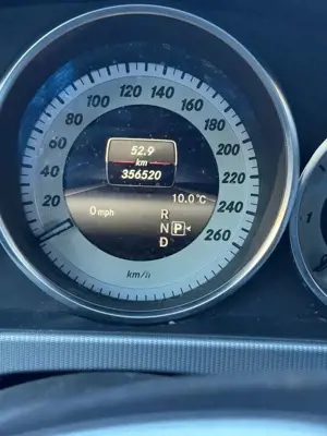 Mercedes-Benz 220 Avantgarde