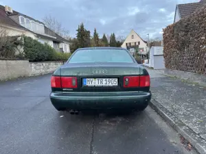 Audi A8 D2 2.8 V6 Benzin Automatisch Bild 3