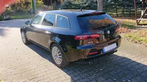 Alfa Romeo 159 Sportwagon 2.2 JTS 16V Distinctive Vollleder Sitzh Bild 5