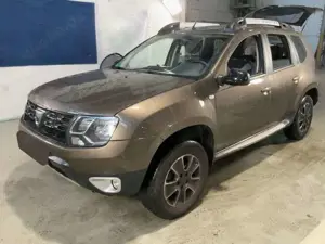 Dacia Duster Black Shadow 4x2 Navi SHZ PDC R-Cam