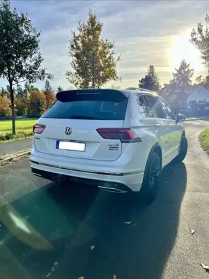 Volkswagen Tiguan *VOLL.Aust* Highline/ R-line,*4Motion*Pano*360 Cam Bild 5