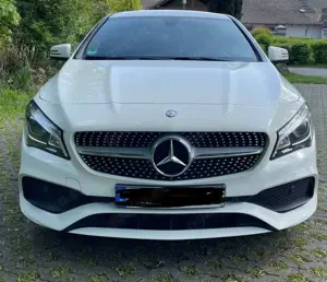Mercedes-Benz CLA 200 Shooting Brake 7G-DCT AMG Line