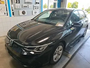 Volkswagen Golf VIII Lim. Life2.0TDI DSG LED Navi SHZ