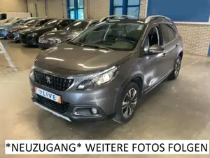 Peugeot 2008 Allure KAMERA CARPLAY NAVI LEDER PANORAMA AHK LED