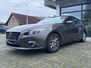 Mazda 3 Center-Line