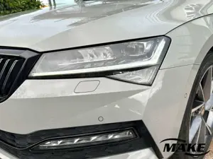 Skoda Superb SportLine Combi Sportline 2.0 TSI DSG ACC DAB NAVI Bild 4