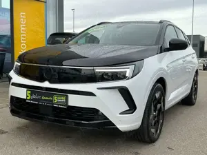 Opel Grandland 1.6 Turbo GSe 4 *AWD*Plug-in*MatrixLED Bild 2