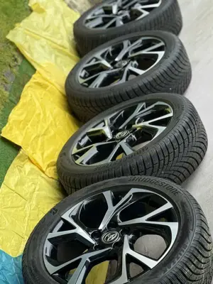Toyota C-HR C-HR Hybrid Team Deutschland Bild 2