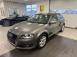 Audi A3 Sportback 1.4 TFSI Ambiente/PDC/TÜV neu/8Fach