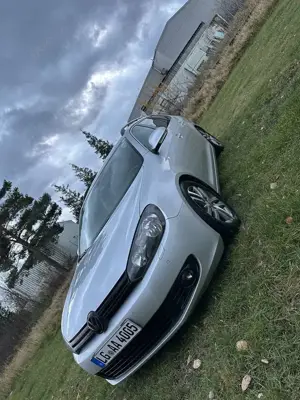 Volkswagen Golf Variant 1.6 TDI BlueMotion 2 Jahre TüV