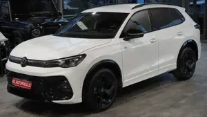 Volkswagen Tiguan 2.0 TDI 4M 2x R-Line*ACC*AHK*STHZ*360°KAM