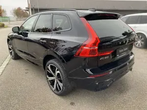 Volvo XC60 Ultimate Dark Recharge Plug-In Hybrid T8 AWD HUD A Bild 3