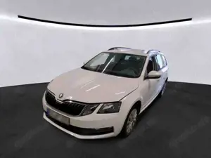 Skoda Octavia Combi 2.0 TDI Ambition PDC/Navi/ACC/DSG